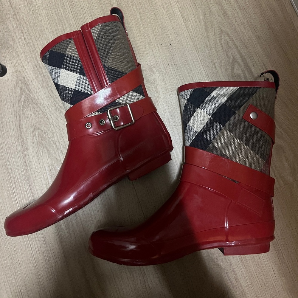 Burberry Rainboots